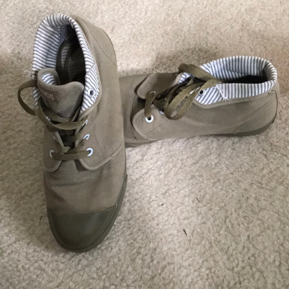 Bangs Hightop Shoes
